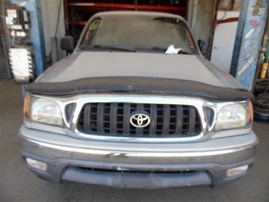 2002 Toyota Tacoma SR5 Silver Crew Cab 3.4L AT 2WD #Z24710